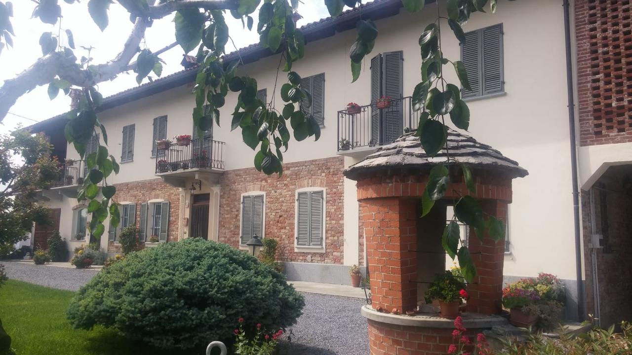 Ca D'I. Bed & Breakfast Magliano Alfieri Bagian luar foto