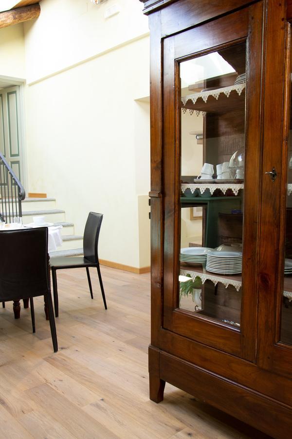 Ca D'I. Bed & Breakfast Magliano Alfieri Bagian luar foto