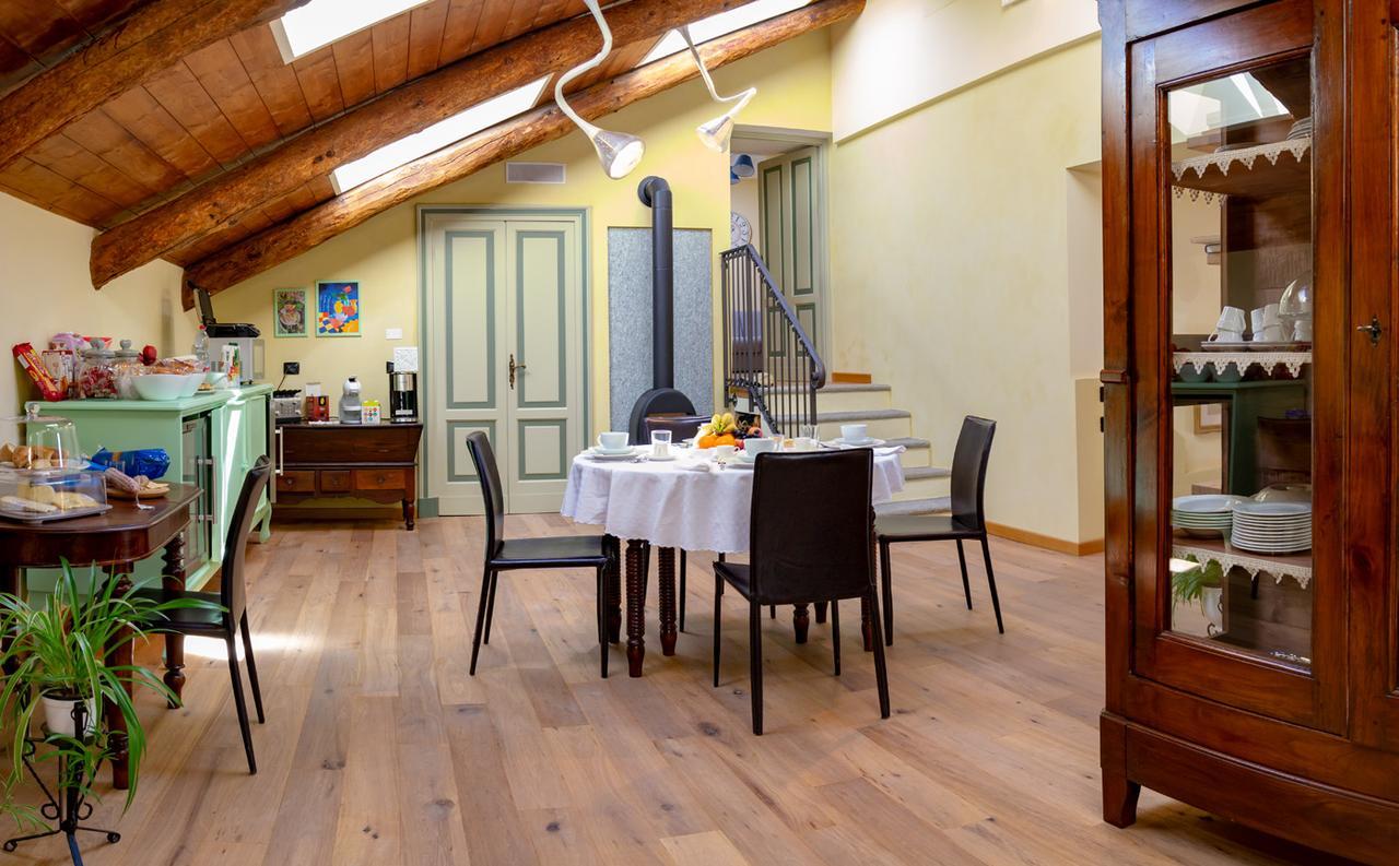 Ca D'I. Bed & Breakfast Magliano Alfieri Bagian luar foto