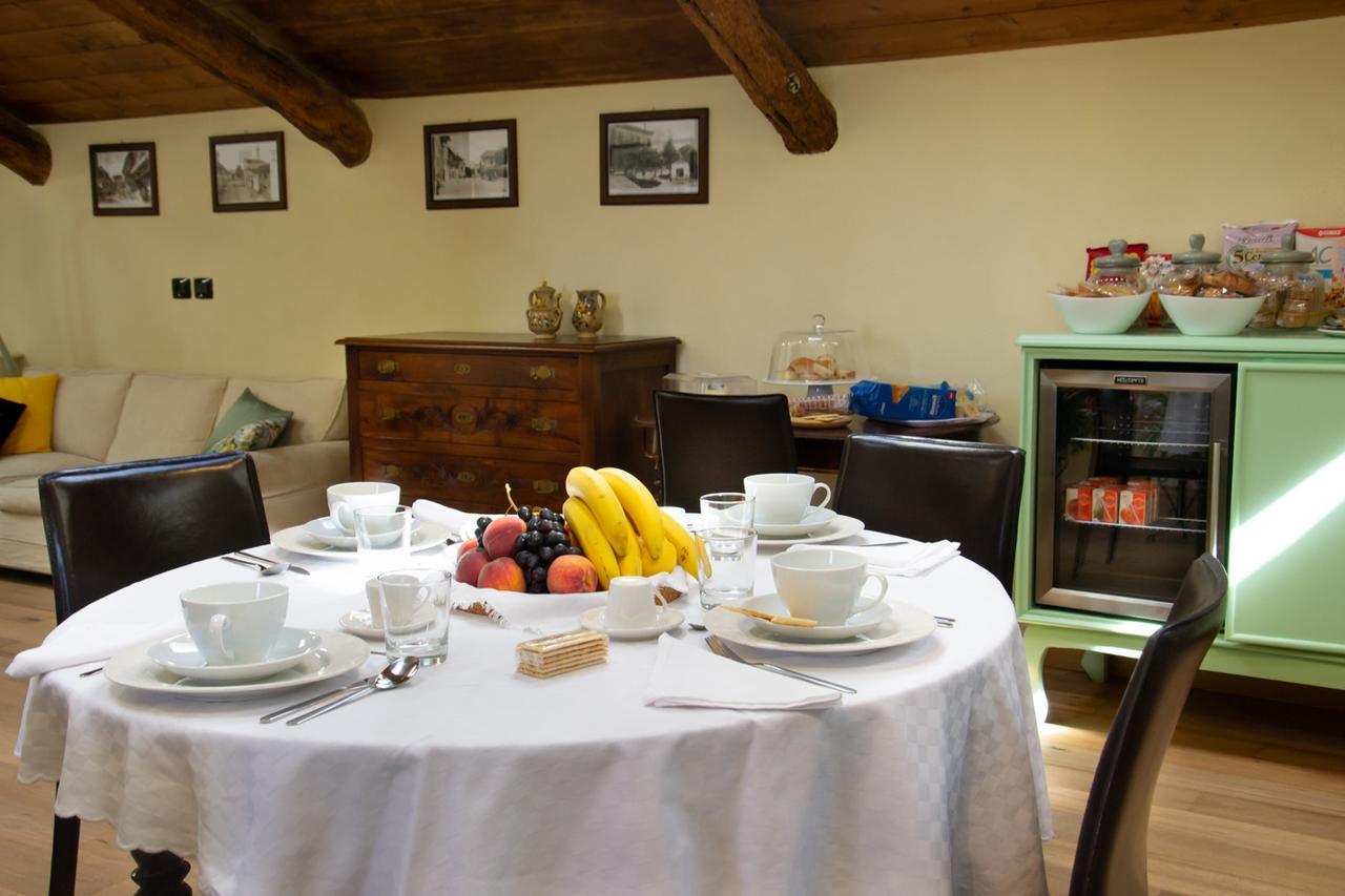 Ca D'I. Bed & Breakfast Magliano Alfieri Bagian luar foto