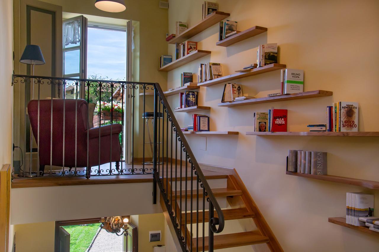 Ca D'I. Bed & Breakfast Magliano Alfieri Bagian luar foto