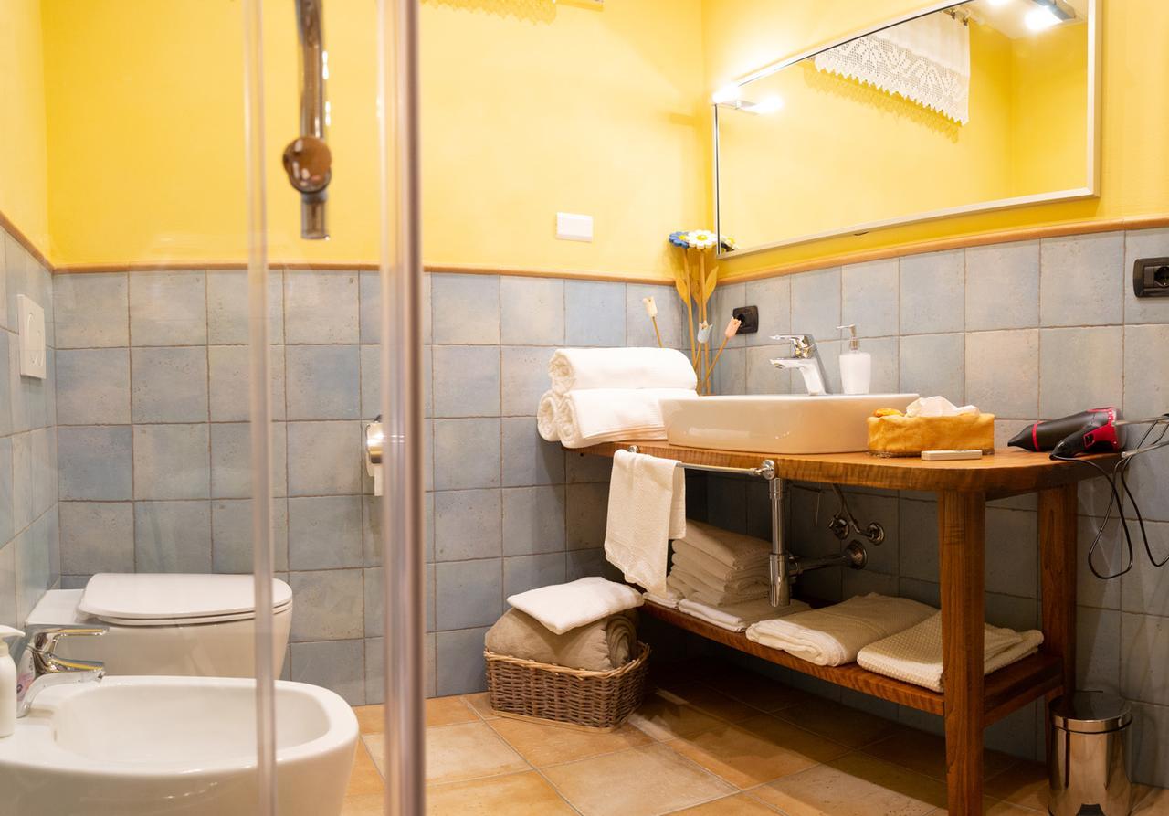 Ca D'I. Bed & Breakfast Magliano Alfieri Bagian luar foto